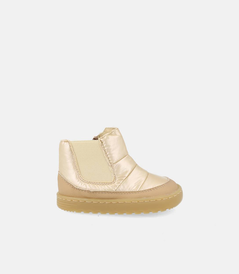 Blanditos - Botas Luanda Arena