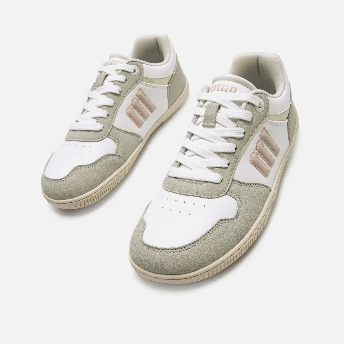 MTNG - Free Aria White